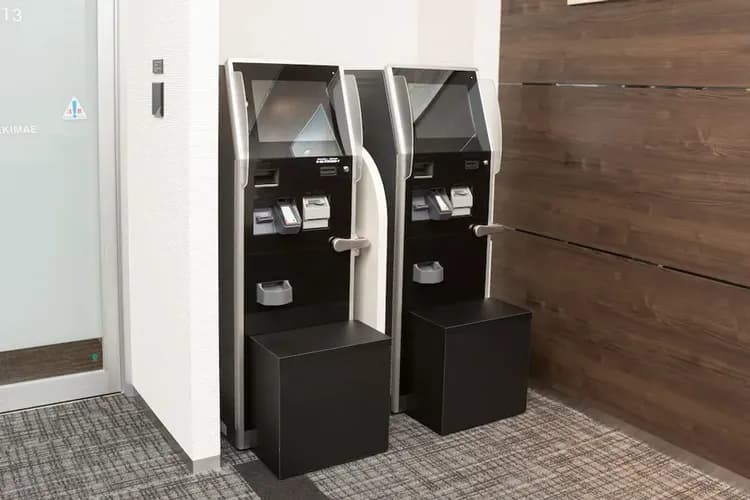 Check-in/check-out kiosk