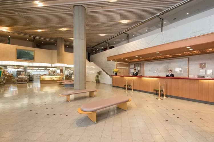 Check-in/check-out kiosk