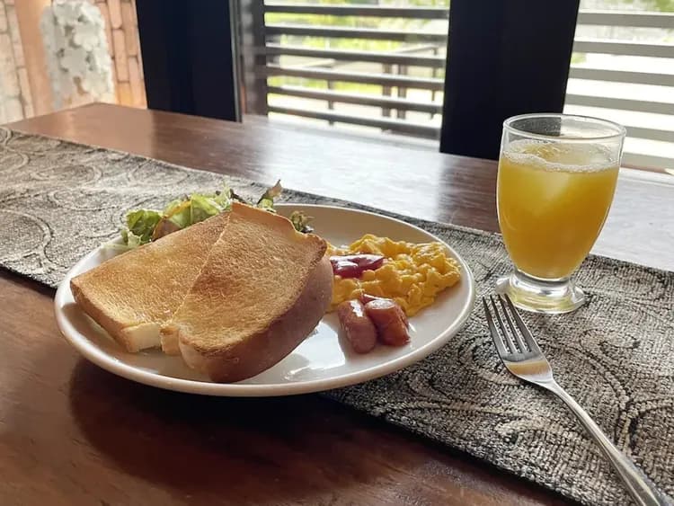 Breakfast meal
