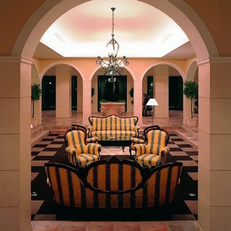 Lobby lounge