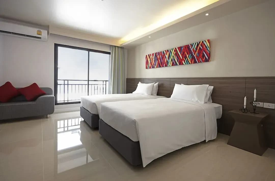 방콕-프라소 앳 랏차다 12 호텔