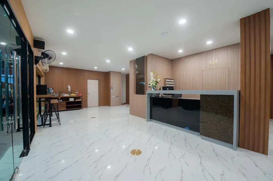 曼谷-月亮夜晚飯店