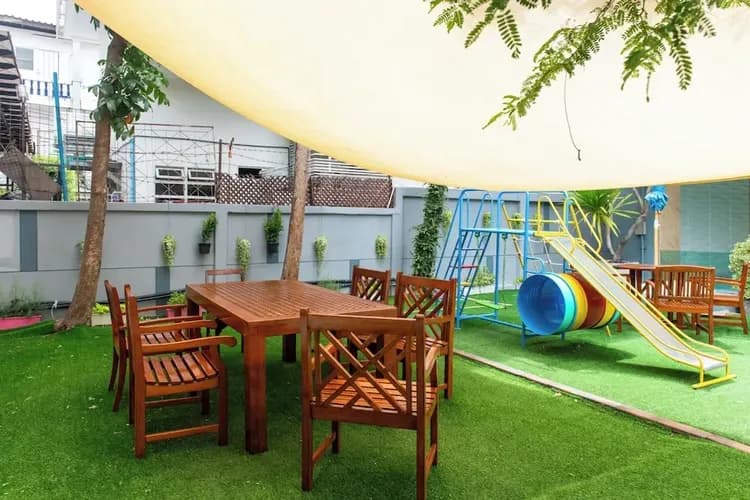 Children's play area - outdoor