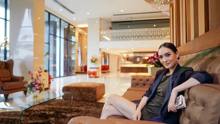Lobby sitting area