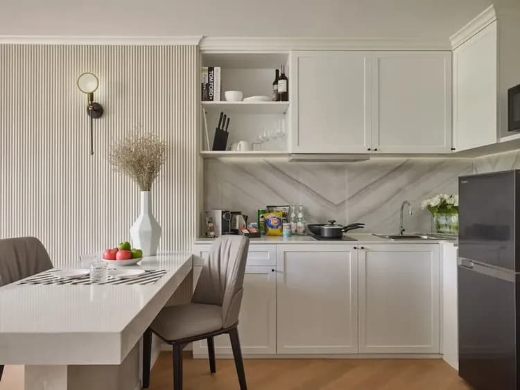 Private kitchenette