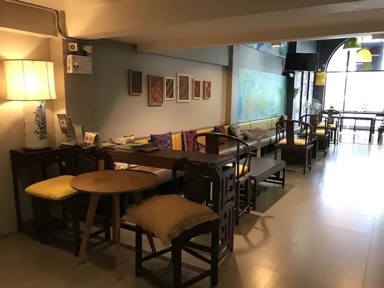 Lobby sitting area