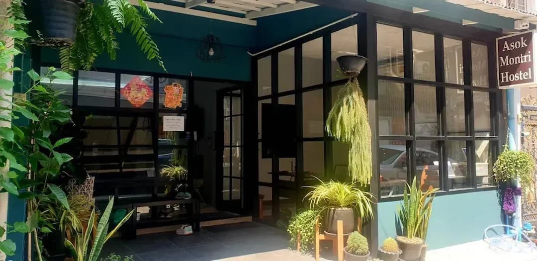 Bangkok-Asoke Montri Hostel