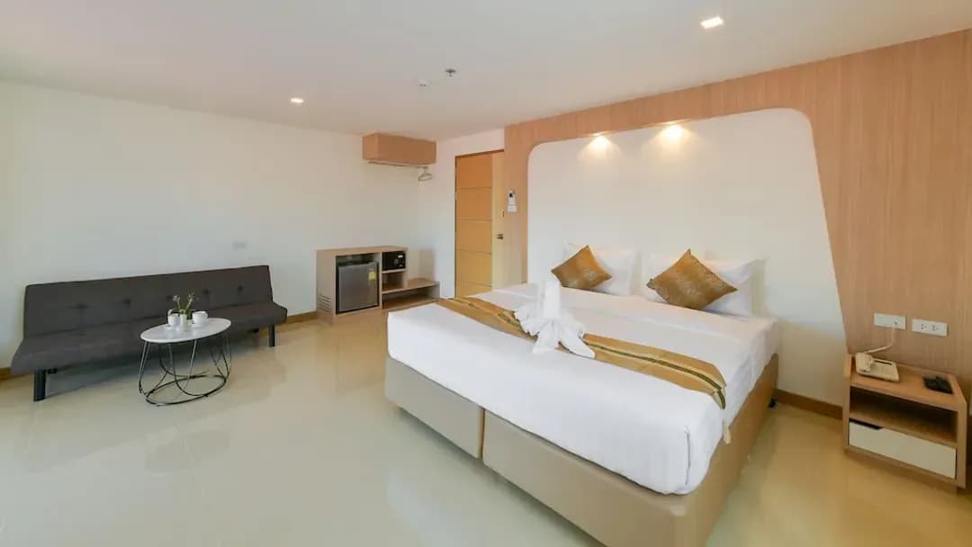 Chonburi-Iris palace