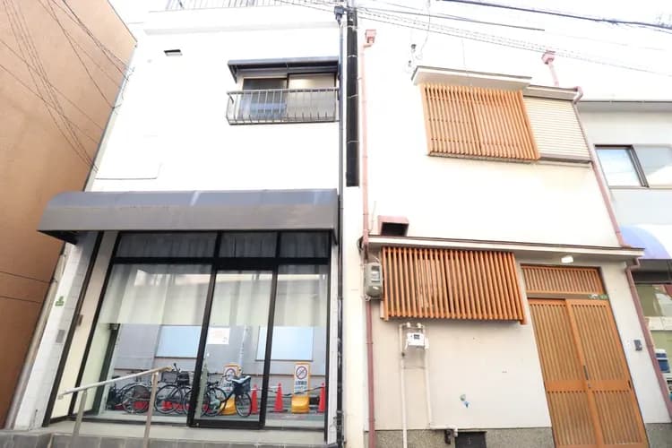 大阪最大級の宿！１７２㎡！広々戸建/まるまる貸切/JR環状線桃谷駅徒歩2分/最大24名-15