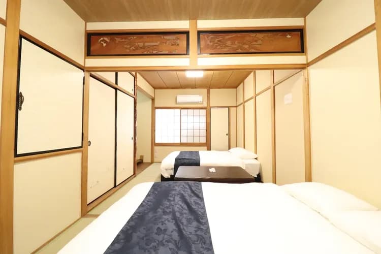 大阪最大級の宿！１７２㎡！広々戸建/まるまる貸切/JR環状線桃谷駅徒歩2分/最大24名-2