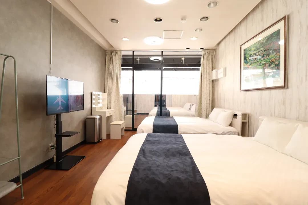 大阪府-桃谷旅居｜JR桃谷站步行2分/桃谷商店街內/2站直達天王寺/最多入住24位