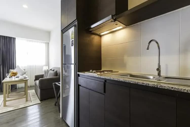 Private kitchenette
