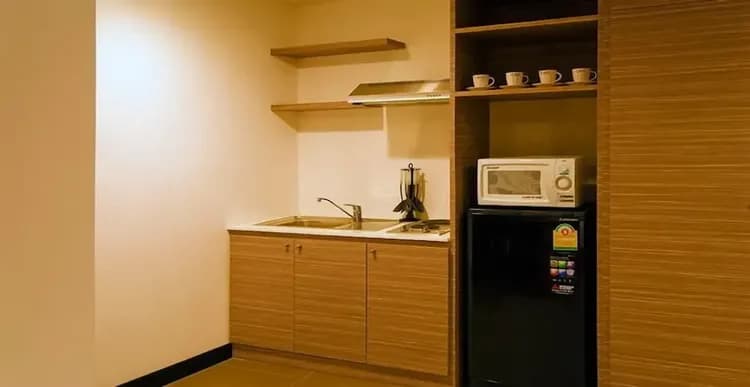 Private kitchenette