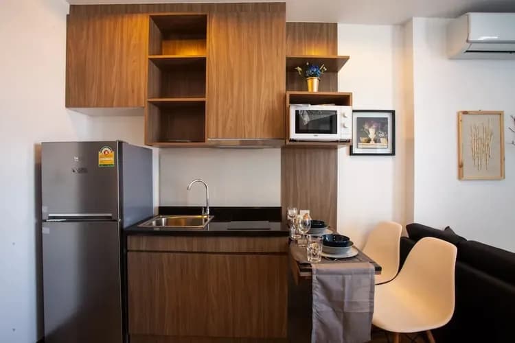 Private kitchenette