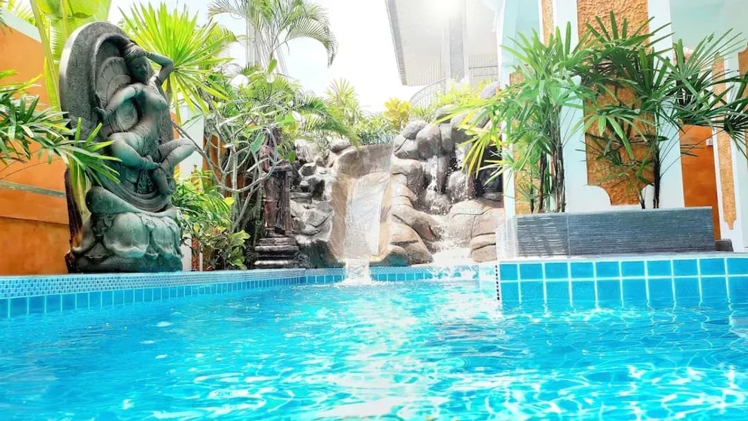 春武里府-芭達雅步行街 JOOPLAND 豪華泳池別墅 6 臥室