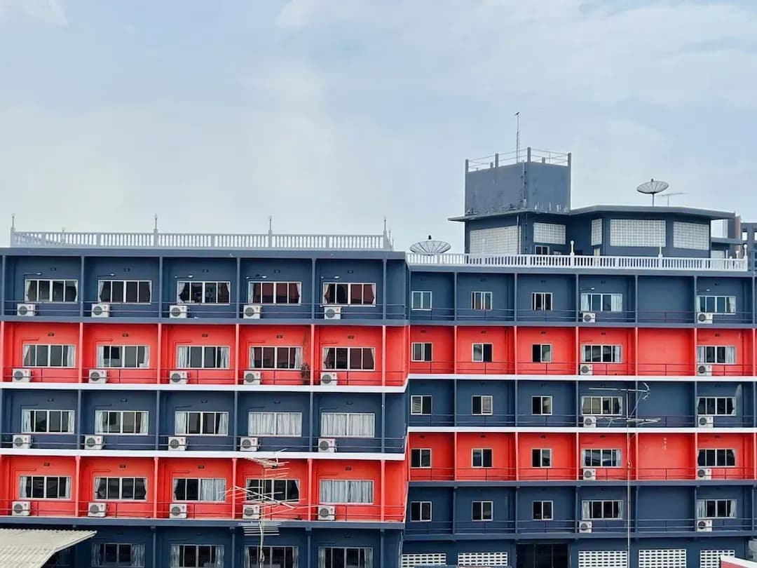 チョンブリー-PNマンション