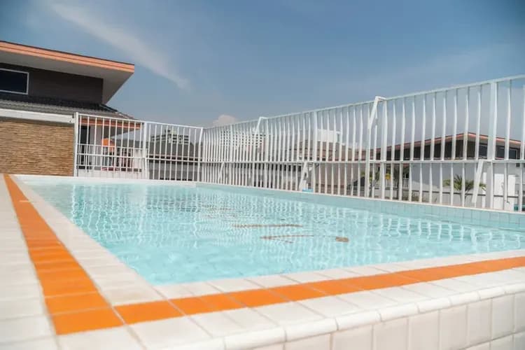 Rooftop pool