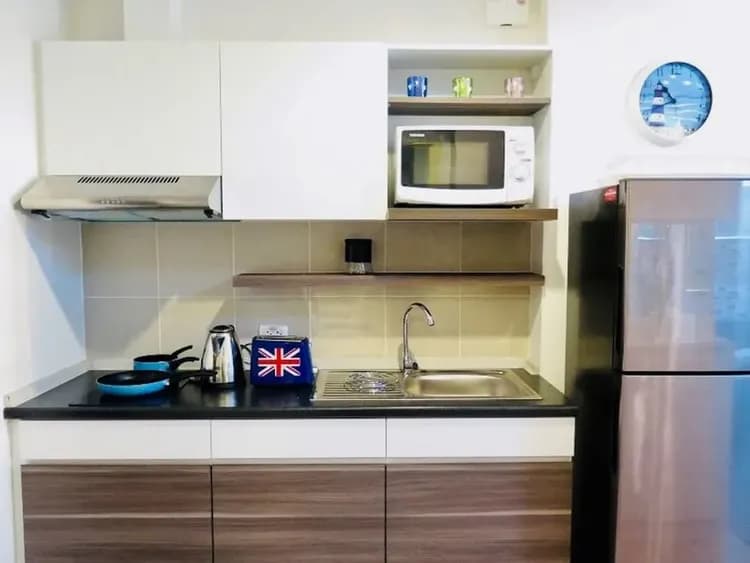 Private kitchenette