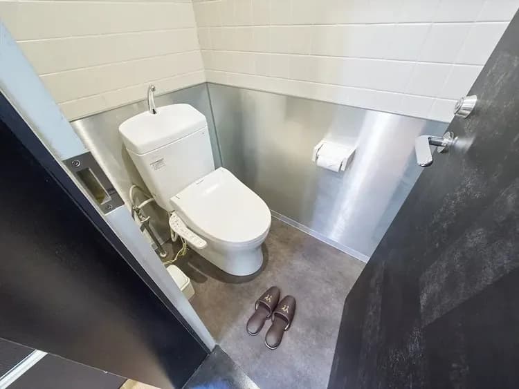 4min Walk from Shimbashi Station/walk to Ginza, Imperial Palace&Tokyo Tower/38㎡/Max 6pax/2F-20