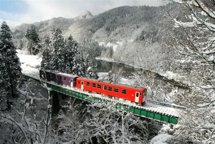 初心遊│東北雙鐵道五日│EMOTION美食列車．藍染製作體驗．陸奧小京都角館｜青森進出三溫泉