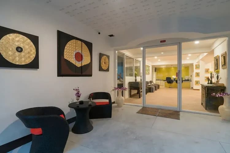 Lobby sitting area