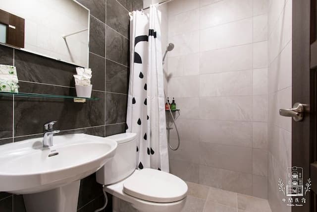 中間民宿-四人房 A202-4