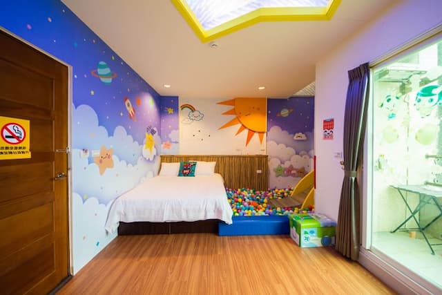 Little Apple Bed & Breakfast-Parent-child room-5