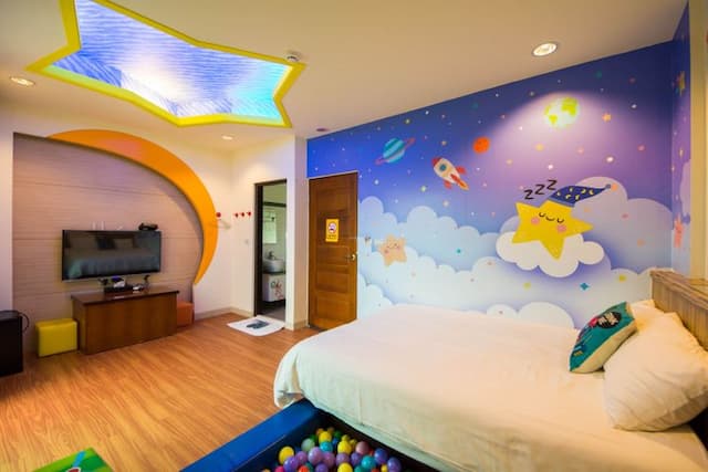 Little Apple Bed & Breakfast-Parent-child room-4