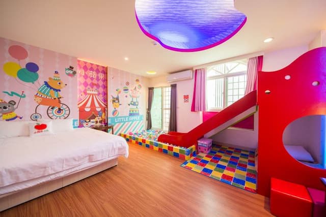 Little Apple Bed & Breakfast-Parent-child room-8