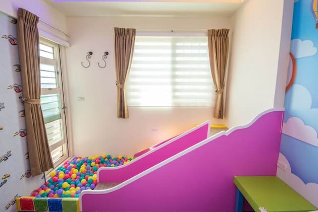 Little Apple Bed & Breakfast-Family Triple Room-7