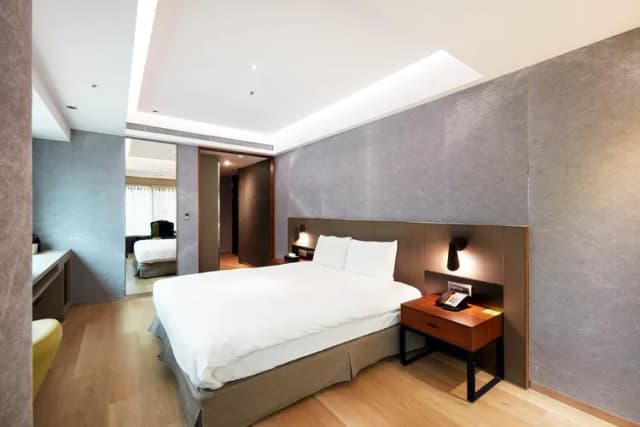 雀客旅館台北南京｜緊鄰捷運站-雀緻雙人客房-1