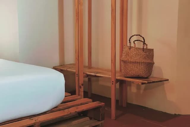 Kivala Hostel-Double room with shared toilet-9