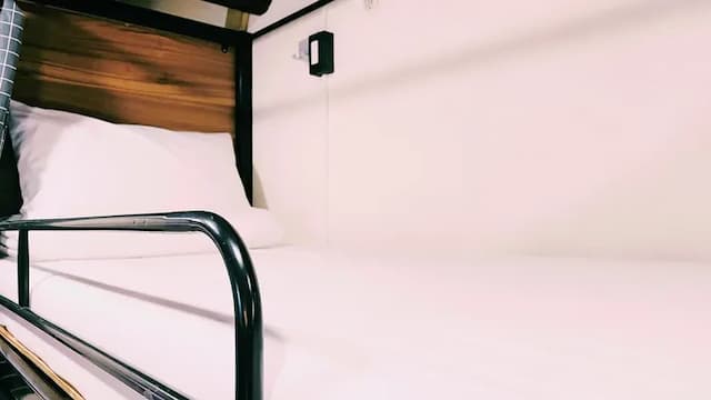 Kivala Hostel-Bed in 6-Bed Mixed Dormitory Room-3