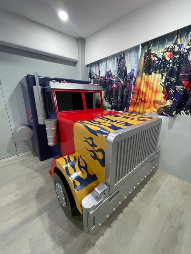 童玩趣親子民宿-變形金剛三人房-6