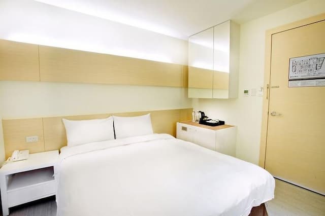 Wemeet Hotel Taipei-Exquisite double room (no window)-4