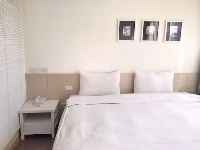 Wemeet Hotel Taipei-City view double room-2