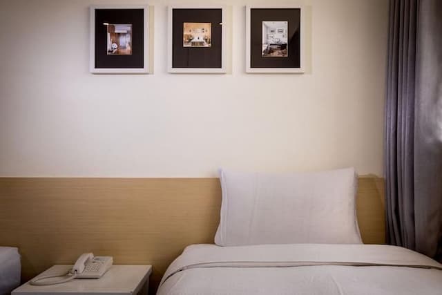 Wemeet Hotel Taipei-City view twin room-4