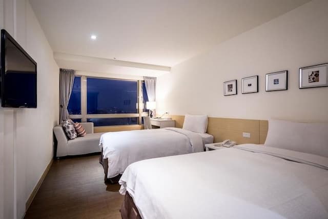 Wemeet Hotel Taipei-River View Twin Room-2