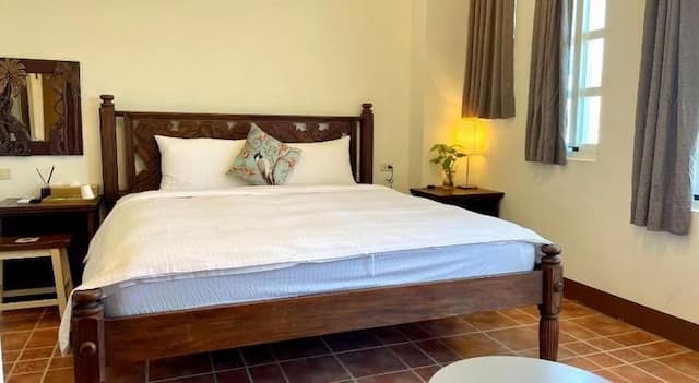 Blue Ocean Hill-(Queen Room with Balcony)-3