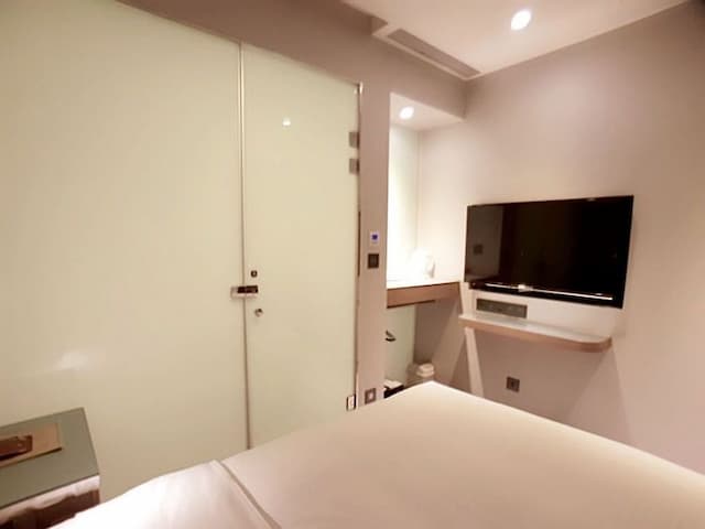 叙美行旅-經濟雙人房｜無窗-2