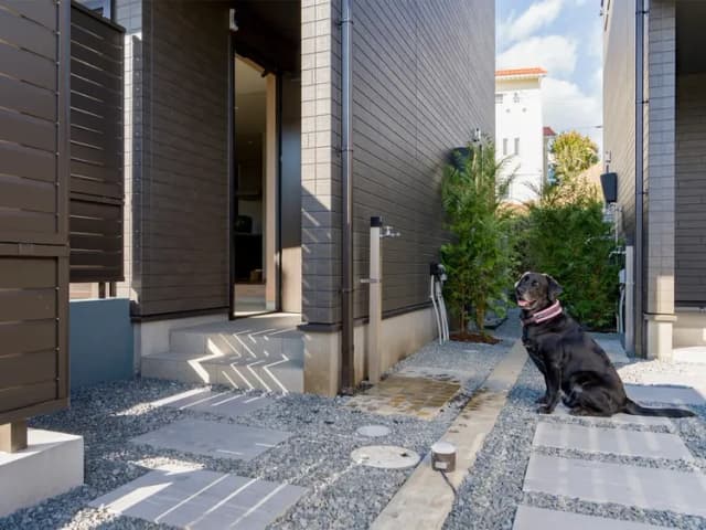 【104・105】ワンちゃん用の足洗い場もご用意