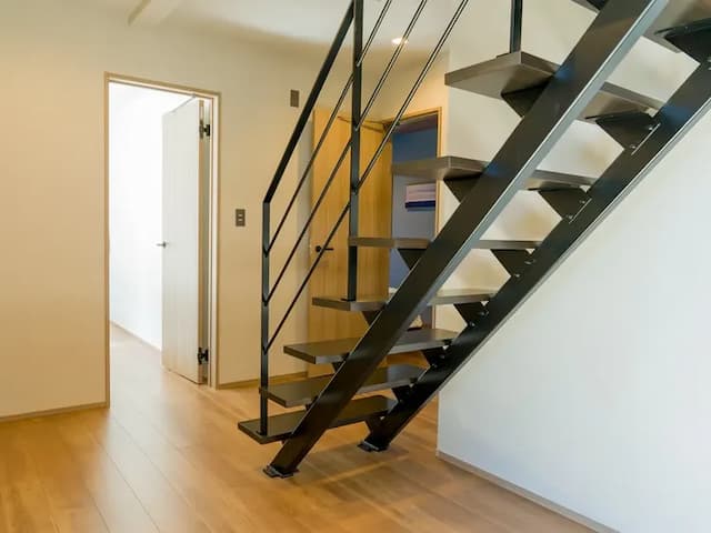 【108】玄関  寝室は1階です