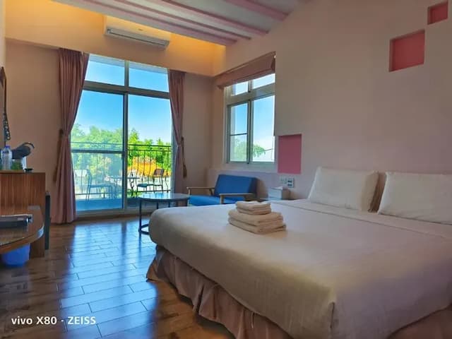 小琉球 白海民宿-加大雙人床房-附陽台-14