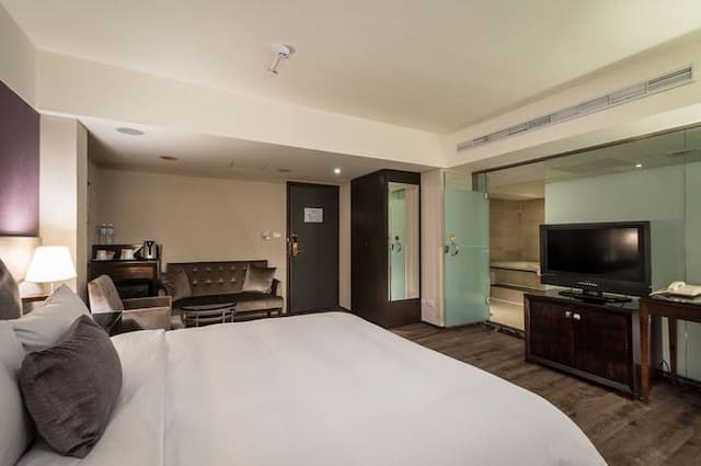 大來商旅-貴賓房附飛輪機  (15坪)-4