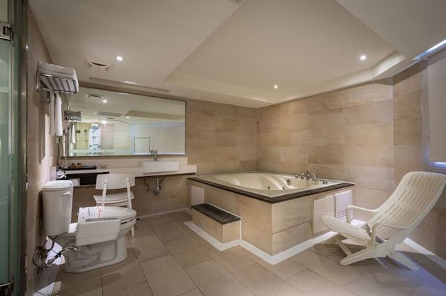 大來商旅-貴賓房附飛輪機  (15坪)-6