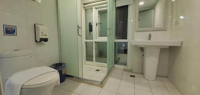 Ximen Garden Inn-Standard Double Room with Window-5