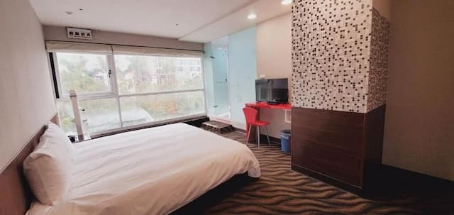 Ximen Garden Inn-Standard Double Room with Window-2