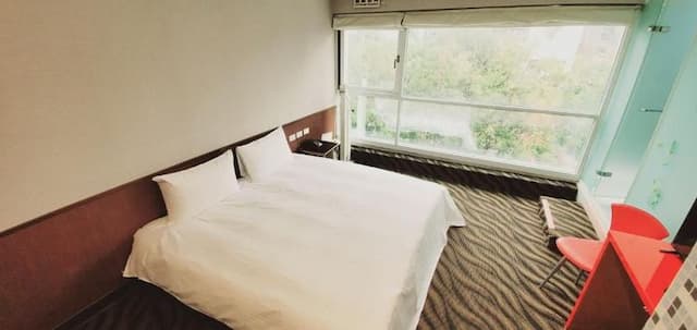 Ximen Garden Inn-Standard Double Room with Window-1