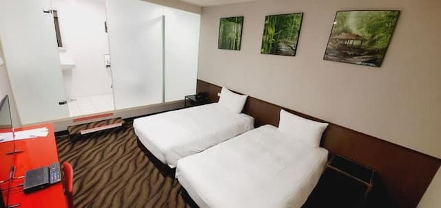 Ximen Garden Inn-Standard twin room without window-2