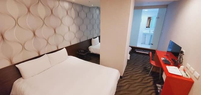Ximen Garden Inn-Standard Triple Room Without Window-3